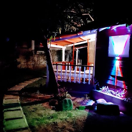 Area 51 Hotel Mirissa Exterior photo